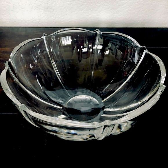Large Crystal Glass Serving Bowl Dish - Picture 1 of 3